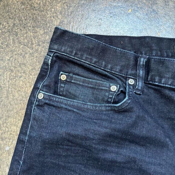 Banana Republic Blue Dark Wash Jeans Slim Fit Size 37x33 Cotton Blend Style - Picture 3 of 12
